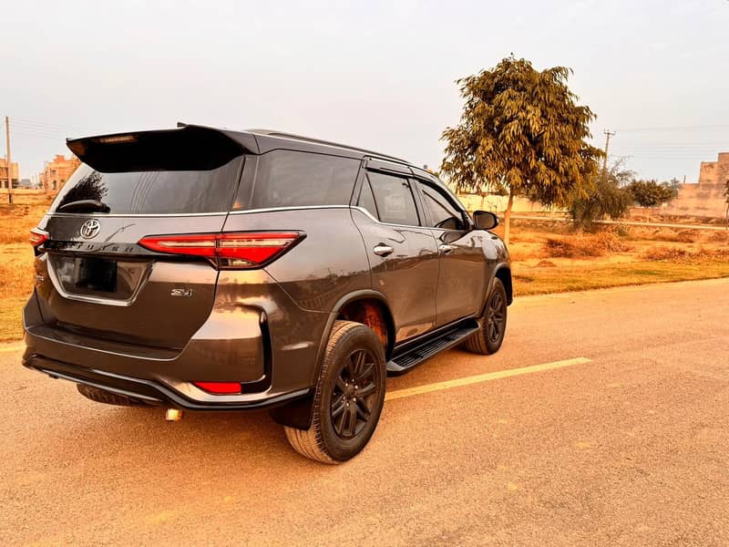 Toyota Fortuner Sigma 2018 0