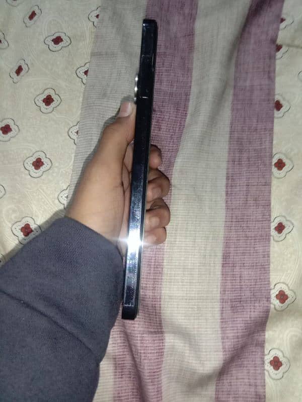 Tecno camon 20 8/256 GB fresh piece new condition with box 2