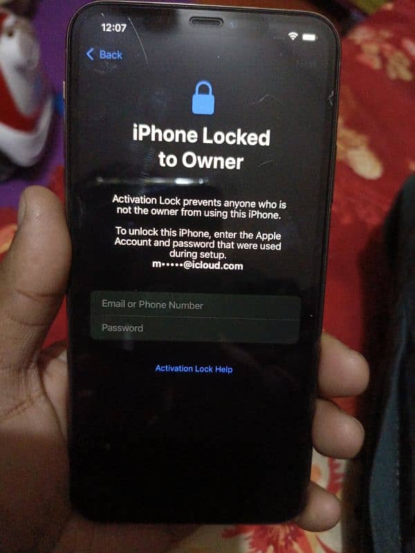 iphone 11 pro max icloud locked 2