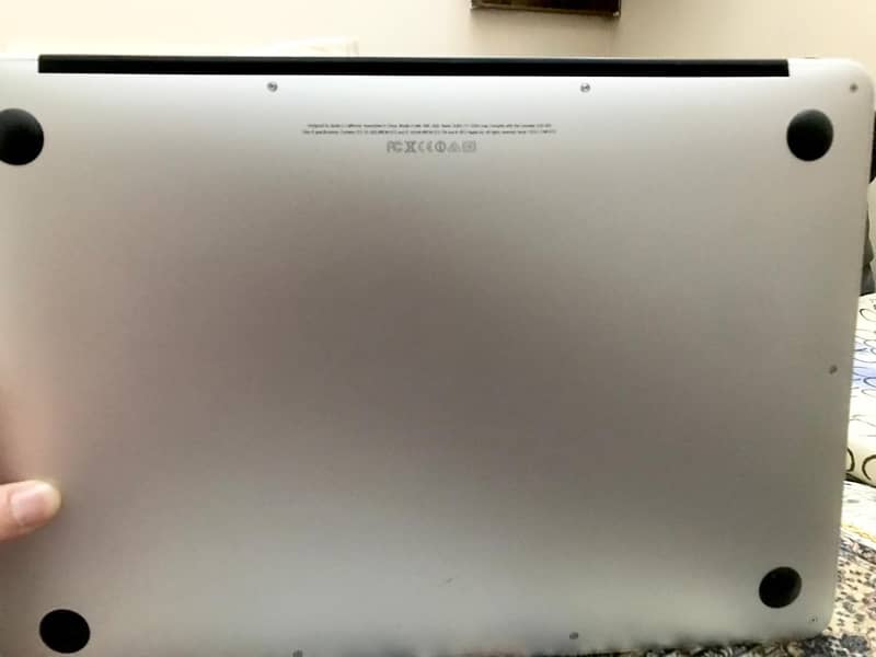 MacBook Air (1.3 GHz Dual Core Intel -i5) 2