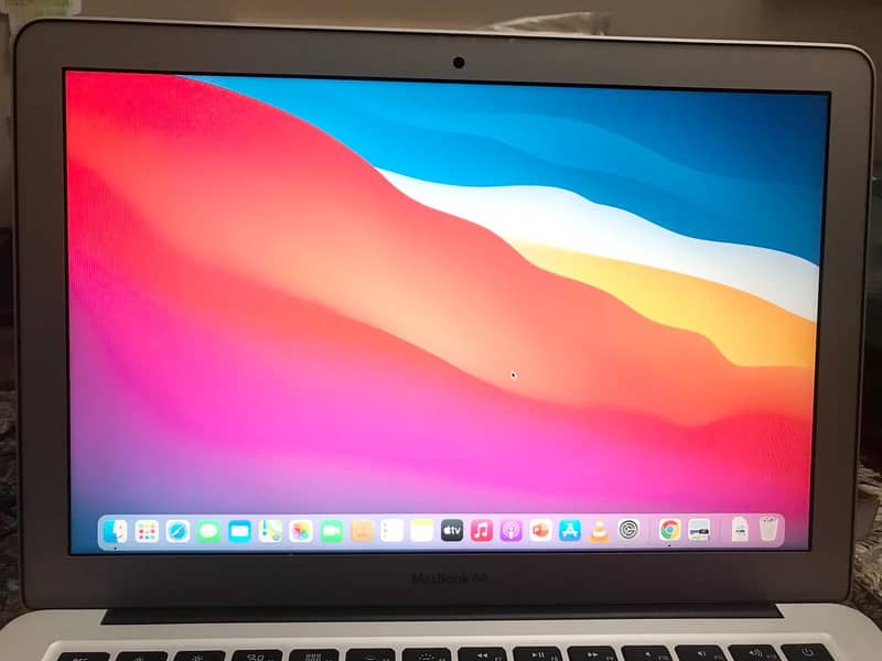 MacBook Air (1.3 GHz Dual Core Intel -i5) 3