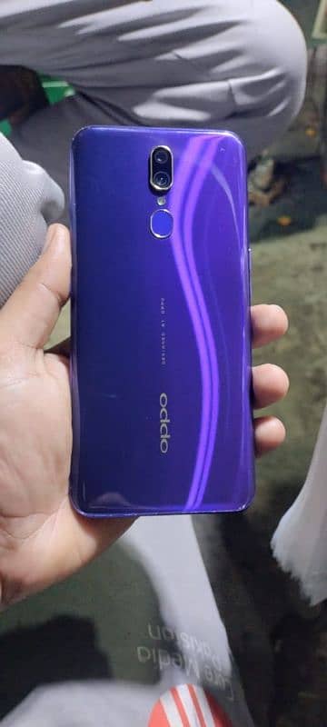 oppo F11 1