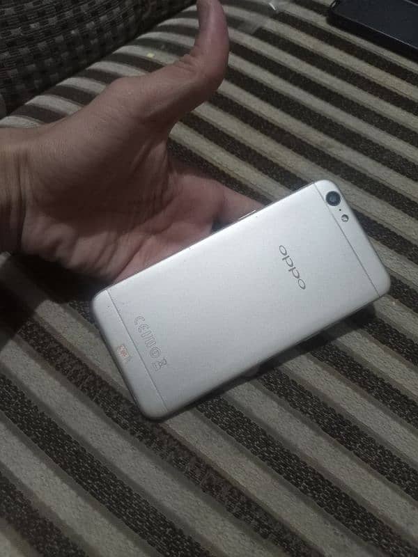 oppo a57 4/64 1