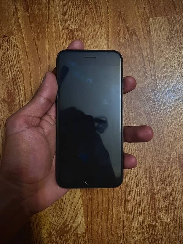 IPHONE 7 | NON PTA | 82 BH | 32GB 8