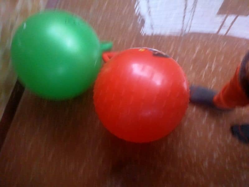 kids bouncing ball 1