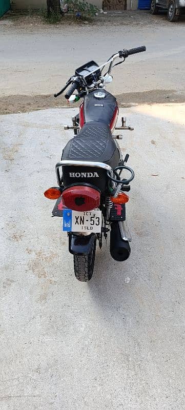 honda 125 Islamabad number 3