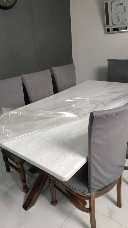 dining table with 8 comfortable seaters 2