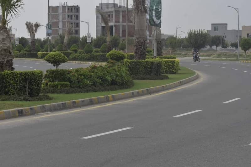 One Bedroom Apartment Available For Sale In New Lahore City Next to Bahria Town Lahore 19