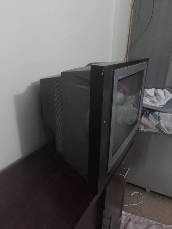 LG TV | Good Condition| Perfect picture 4