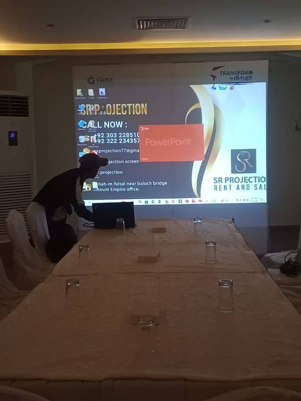 projector creen available for rent 9