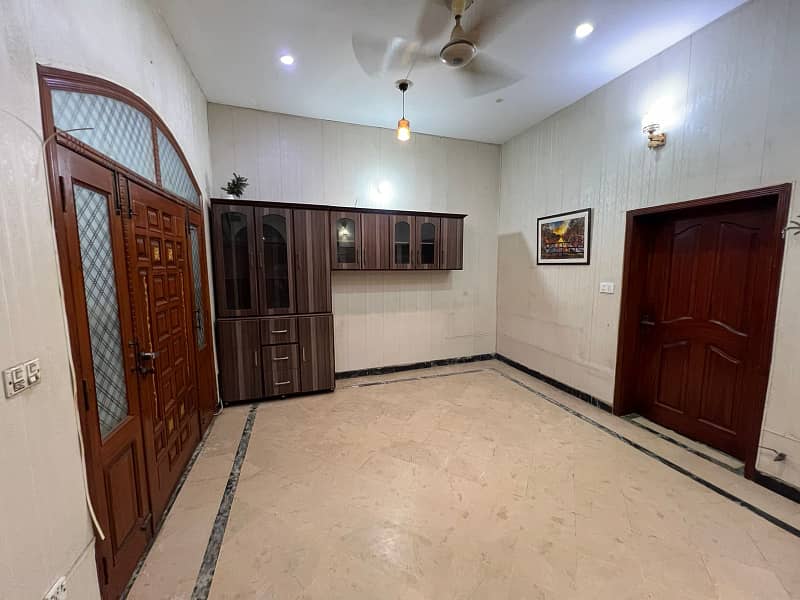 6 Marla House Avaible For Rent in Abbas Blk 0