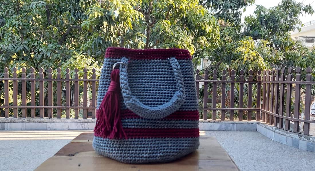 Hand knitted crochet bag 5