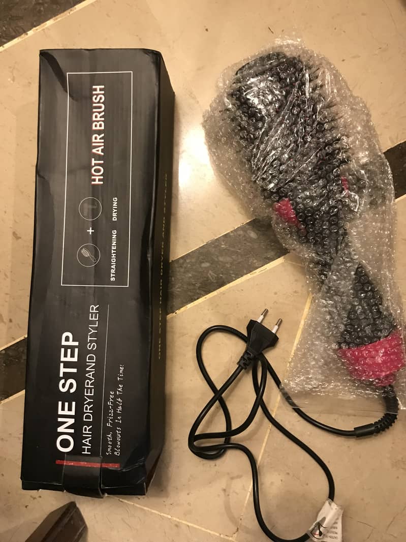 One Step Hair Dryer and Styler 1