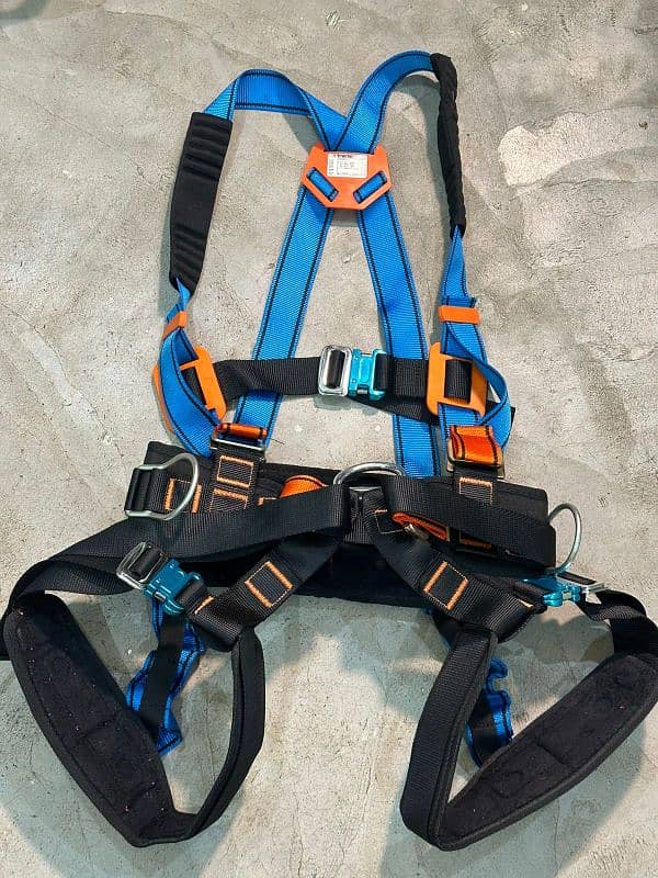 Safety belt Full body safety guide for sell. 1