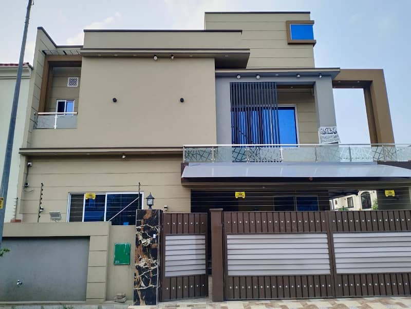 10 Marla Brand New Condition House For Rent EME Canal Road Lahore 0