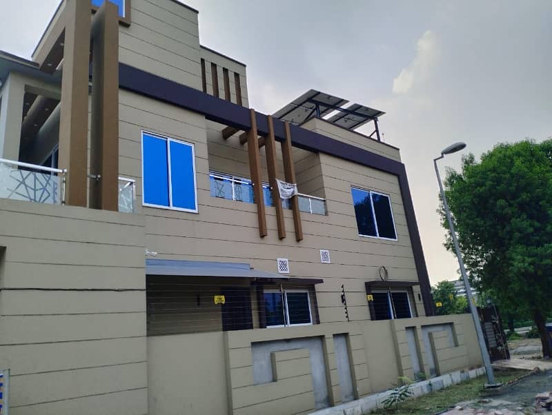 10 Marla Brand New Condition House For Rent EME Canal Road Lahore 1