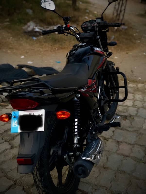 Suzuki GR 150 Model 2021 1