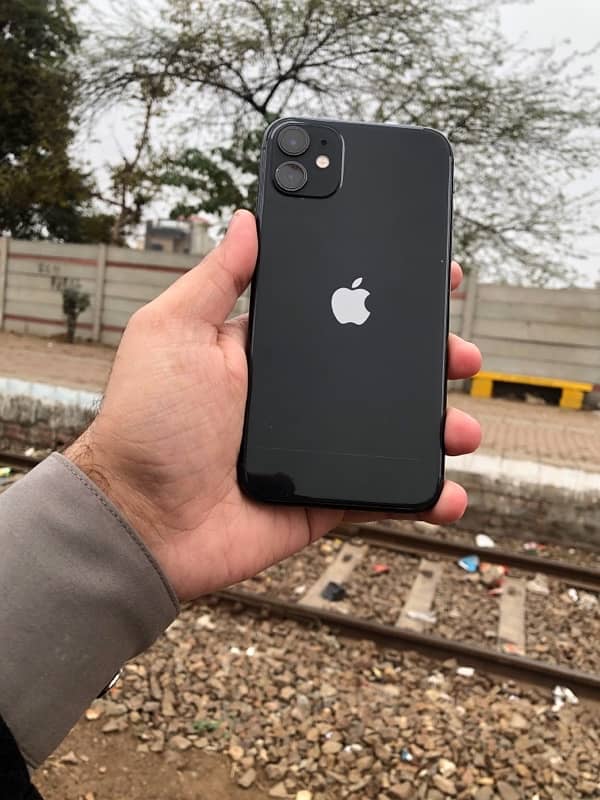 iPhone 11 dual physical pta 1