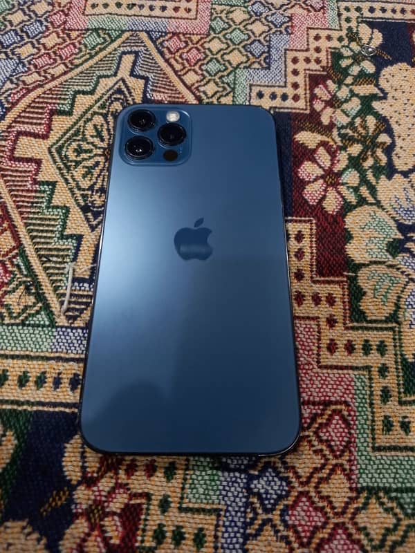 i phone 12 pro 2