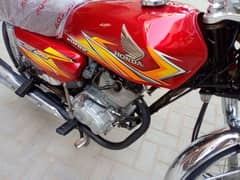 Honda 125 NawabShsh number 20 modil