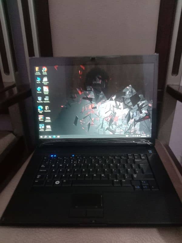 Dell Core 2 Duo Laptop E5500 1