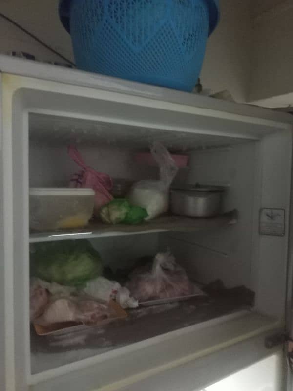 Dawlance Fridge in good condition 2