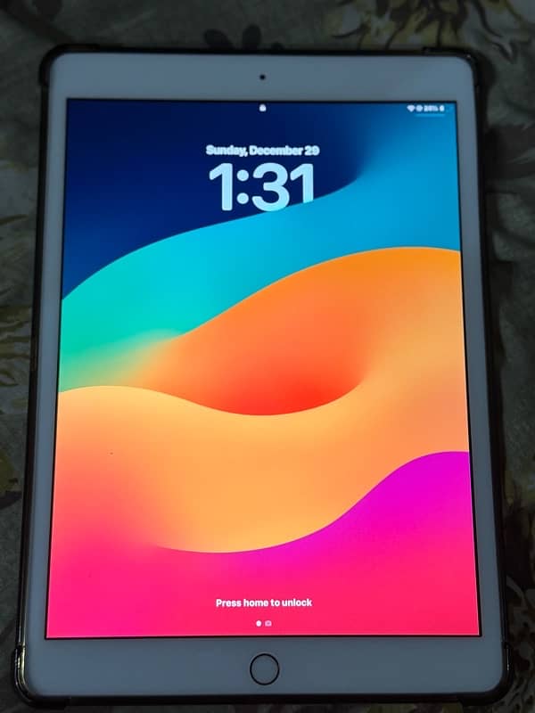 ipad 8th generation 10/9 condition 0