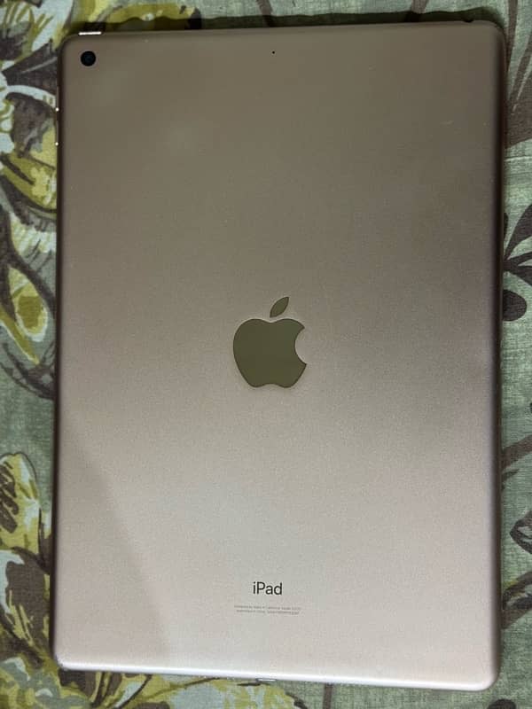 ipad 8th generation 10/9 condition 2