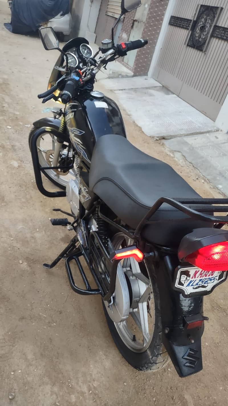 suzuki GS 2018 3