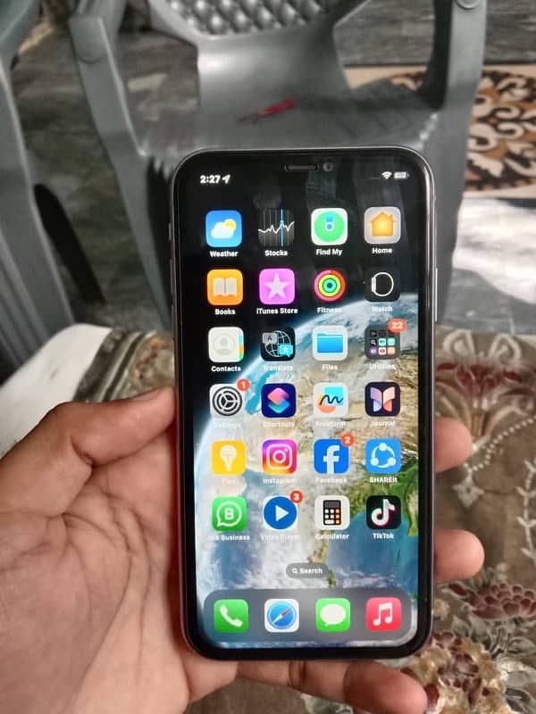 iPhone 11 /128 GB factory unlock 5