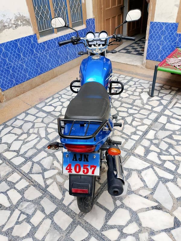 Yamaha yb125z blue 4