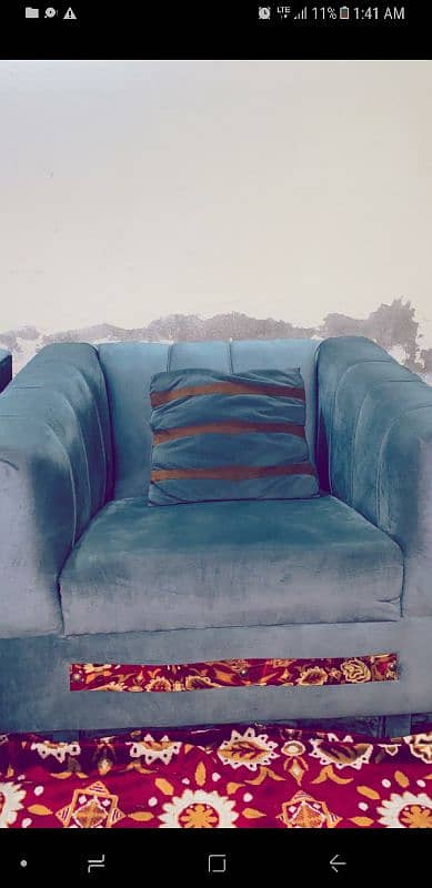 sofa set in good condition 4