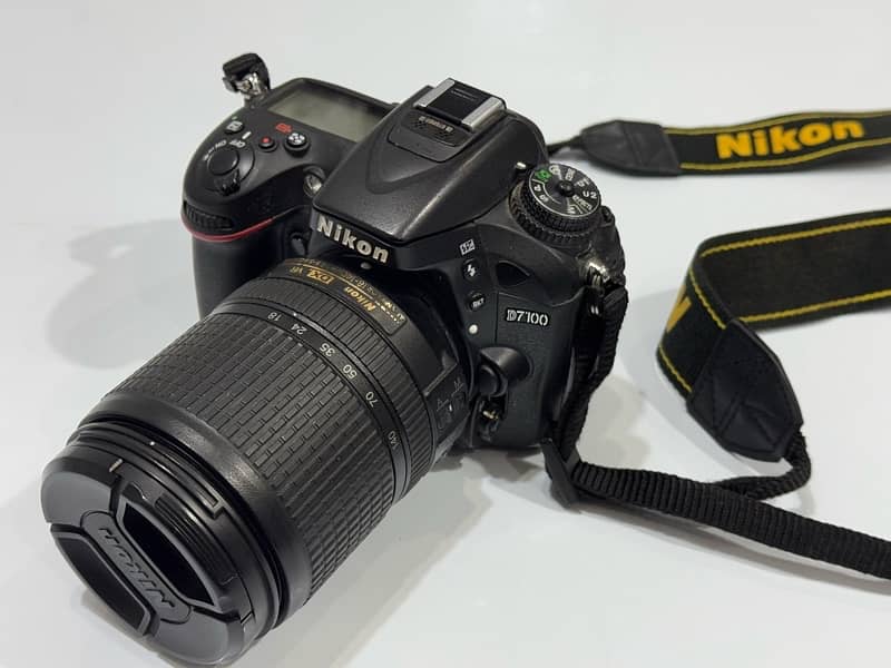 Nikon D7100 with 18-140mm lens 4