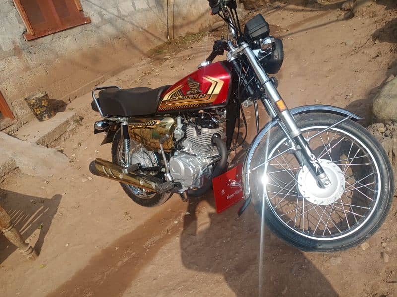 Honda 125Se Gold edition For sale 4