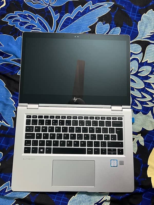 HP Elitebook 1030 G2 1