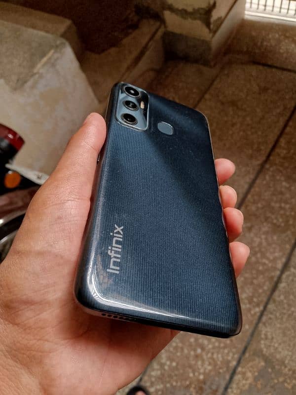 Infinix Hot 11 0