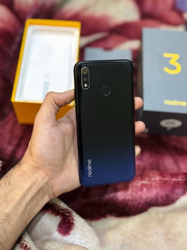 Realme 3 4/64 PTA Aprvd 1