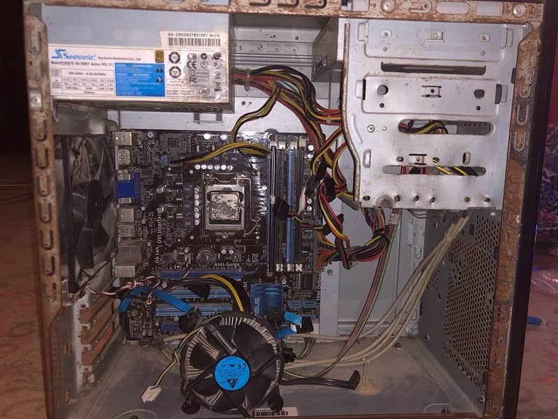 Gaming pc intel xeon e3 1245 |14gb ram | 350watts power supply 0