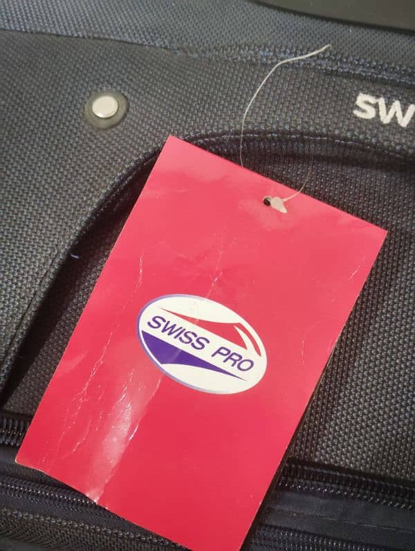 original swisspro luggage bag 1