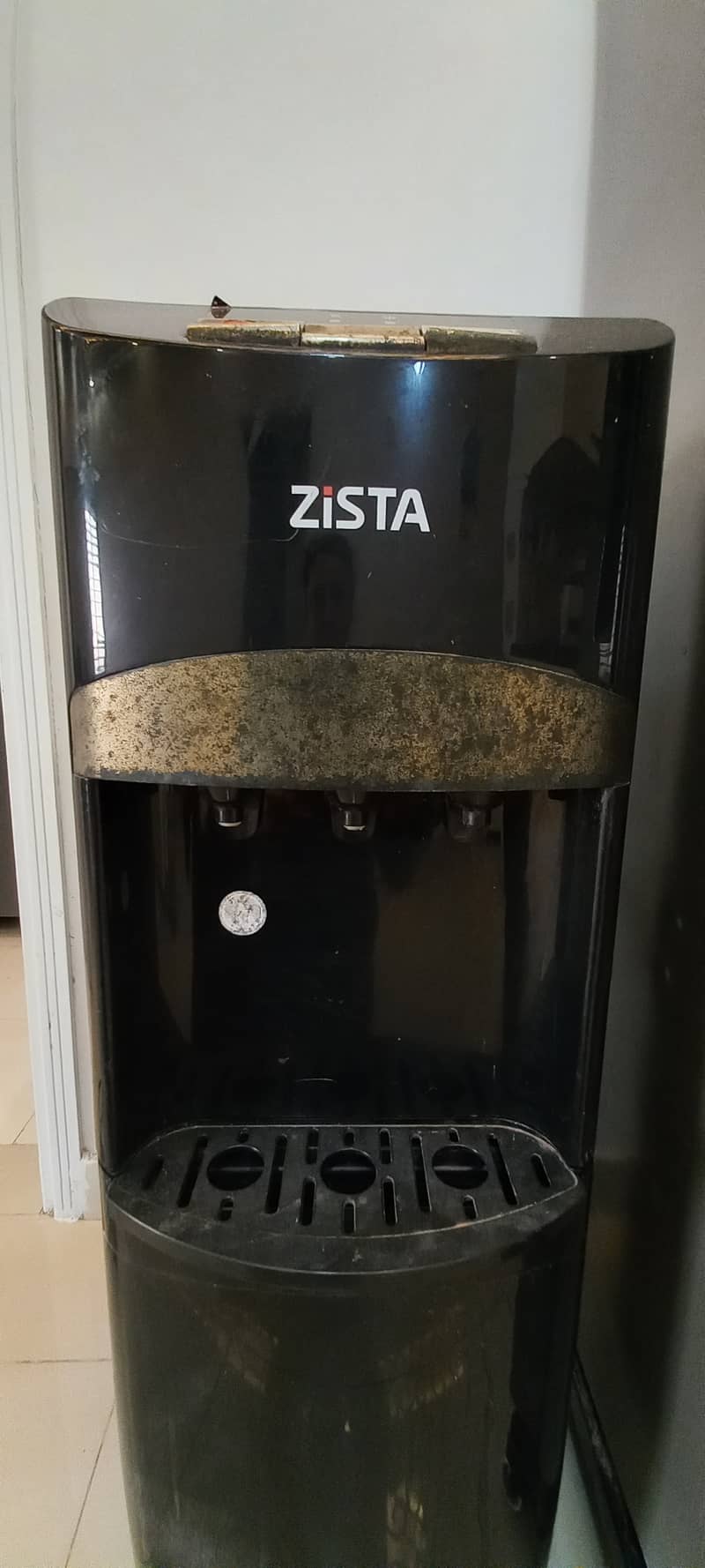 Water dispenser 4