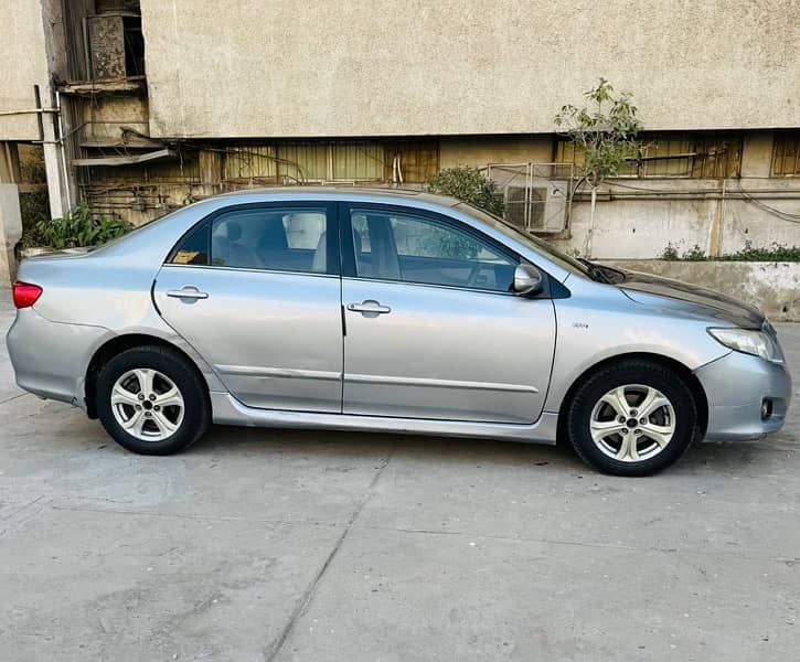 Toyota corolla Altis 1.8 SR 1