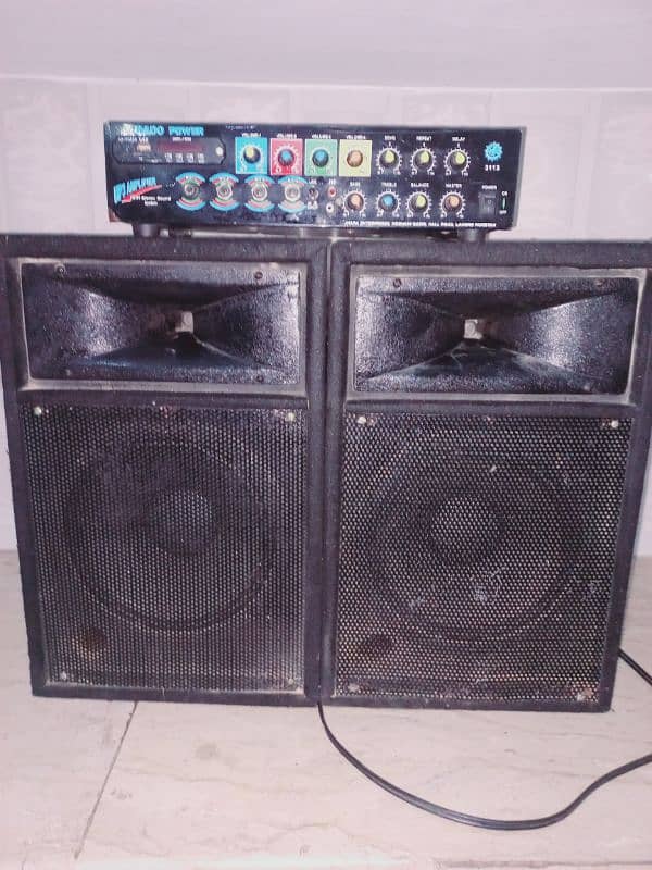 10 inch speakers & amplifier 1