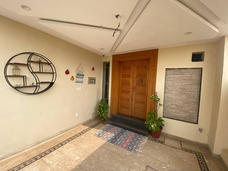 5 Marla full furnished house available for rent in phase 8 bahria town 6