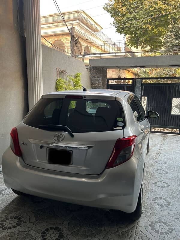 Toyota Vitz 2013 1