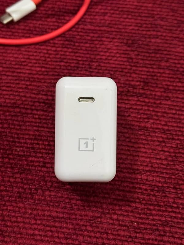 One plus 11 original charger 0