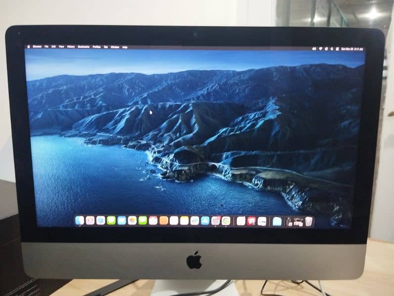 Apple iMac 2017 Retina 4k 2017 Quad core 3 GHz 0