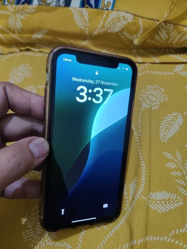 IPhone XR factory unlock 128Gb non pta 8