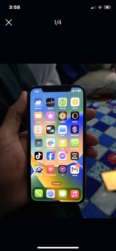 iphone x 10/10 condition 2