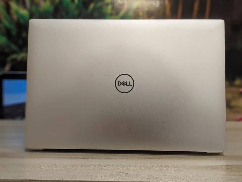 Dell Precision 5540 Laptop /INTEL Core i9 -9th gen/( 9880H ) @2.30GHz 6