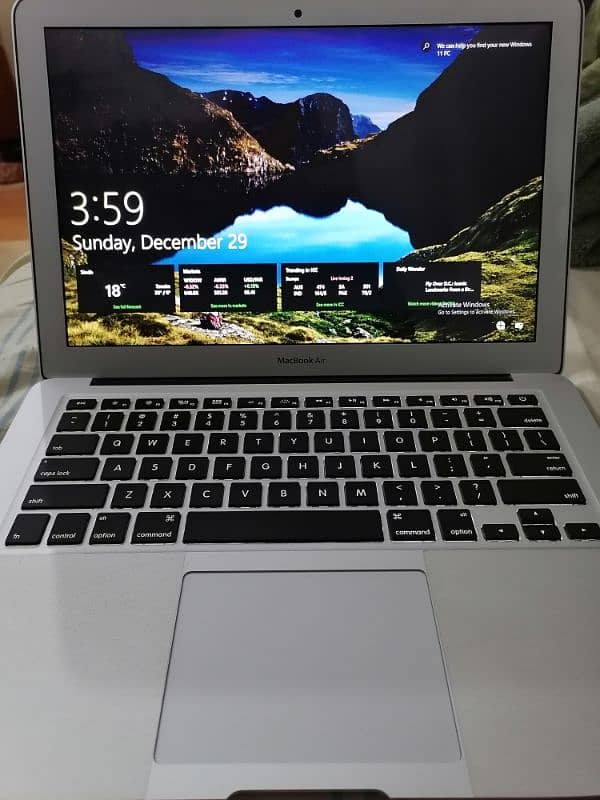 MacBook Air (13-inch, Mid 2013) 2